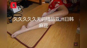 女朋友想一边吃j一边被艹