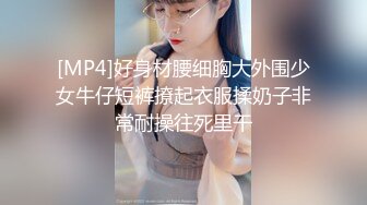 大像传媒之發情人妻背著老公3P粉嫩美乳加翹臀