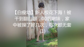 [MP4/ 1.25G]&nbsp;&nbsp; 近日刚播超高颜值女神，淫荡指数9分，大战头套男，香蕉插穴黄瓜爆菊，搞完还不满足假屌自慰