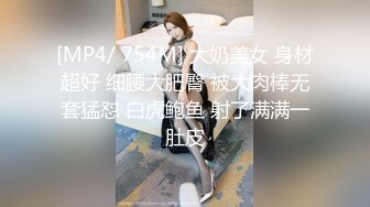 明明可以靠颜值吃饭却出卖色相！抖音重磅，18万粉颜值女神【蜜桃】高价定制露脸紫薇洗澡福利 (6)