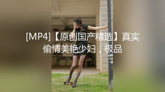 刚结婚的白嫩少妇在家客厅伺候老公，技术超好