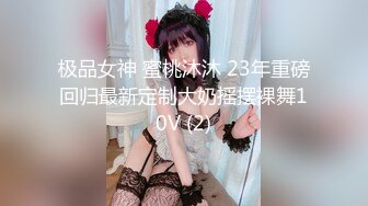 SWAG [JSBY-0030]女优访谈录到一半被激渴男优乱入现场突袭 Qubegirl