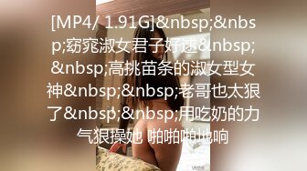 [MP4/ 487M] 新人眼镜妹母女一起秀！女儿比较嫩粉穴！超淫荡振动棒猛插，骑在身上扭屁股，互磨奶子浪叫