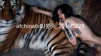 后入骚女蜜桃臀