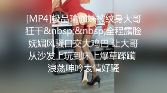 小县城路边公厕偷拍 花裤美女的极品美鲍